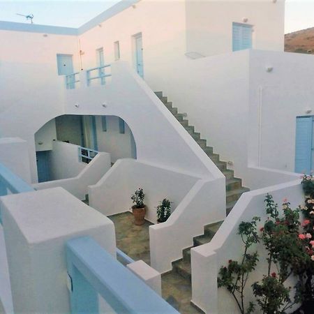 Horizon Blue Hotel Kini Exterior foto