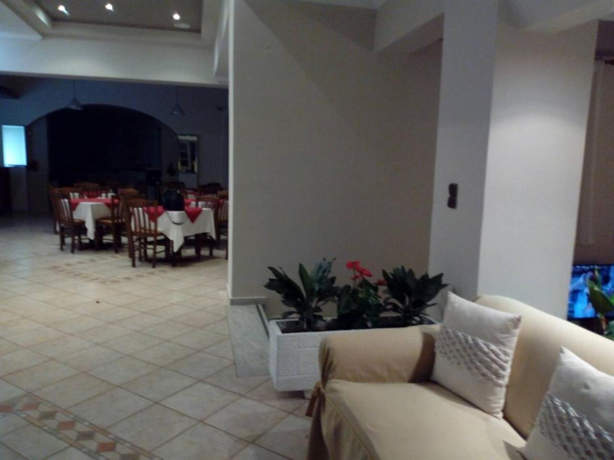 Horizon Blue Hotel Kini Exterior foto